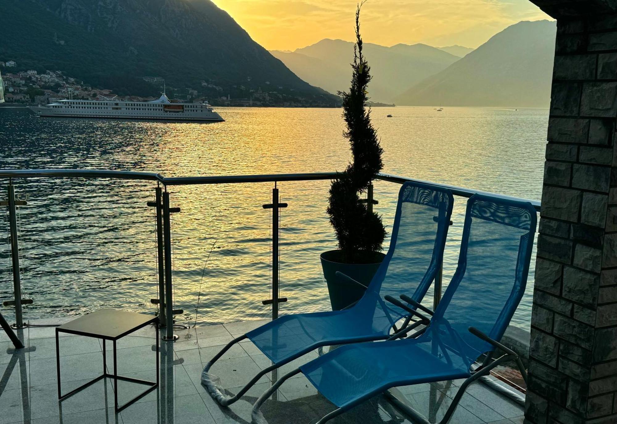 Aparthotel Maxim Kotor Exteriör bild