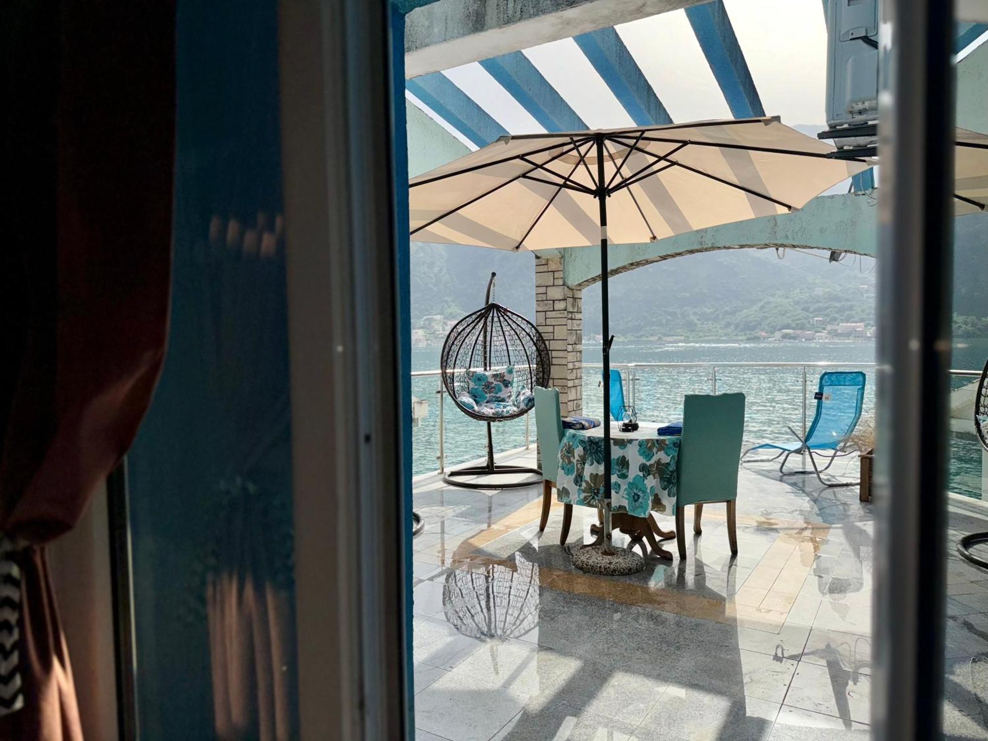 Aparthotel Maxim Kotor Exteriör bild