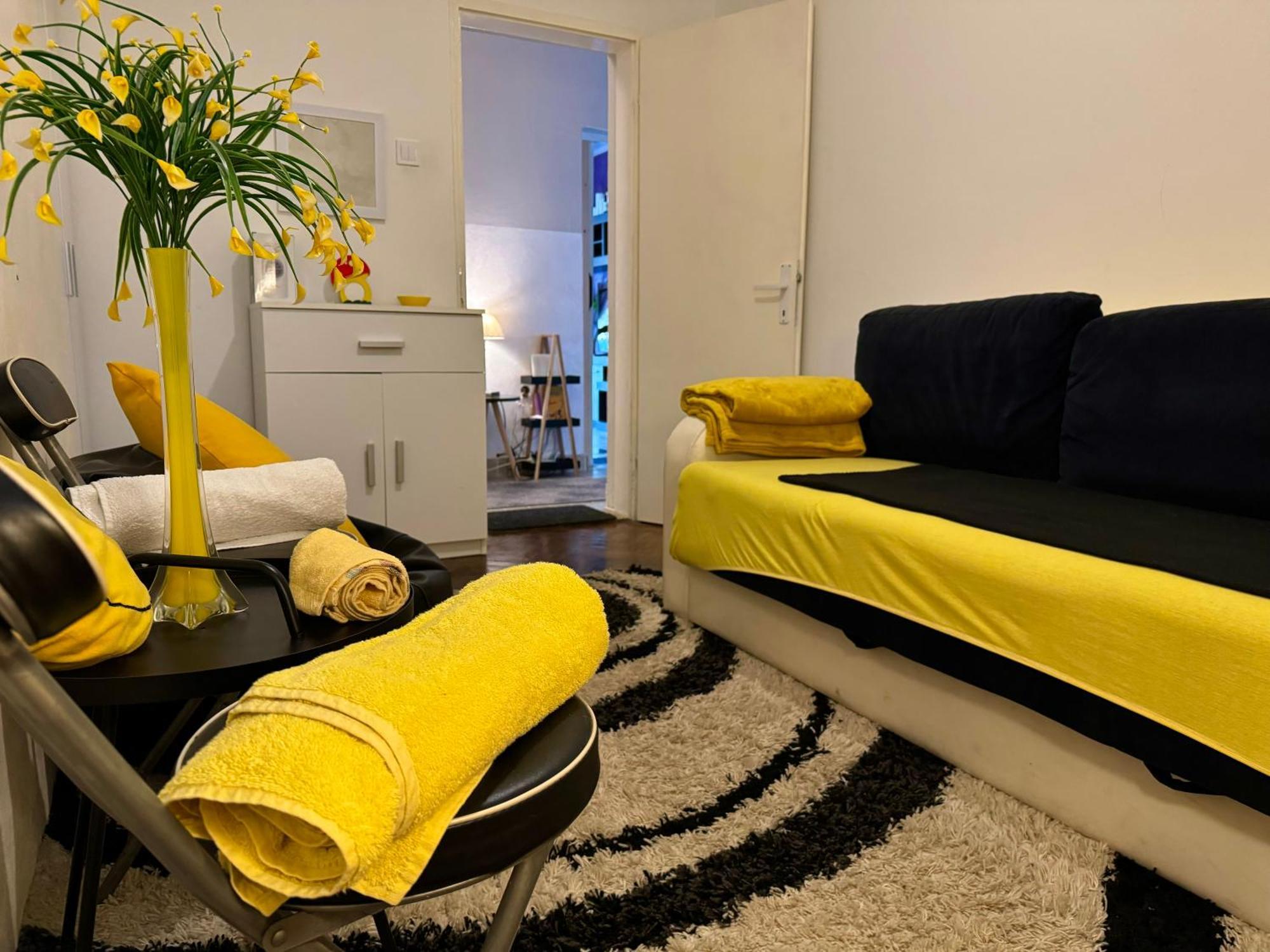 Aparthotel Maxim Kotor Exteriör bild