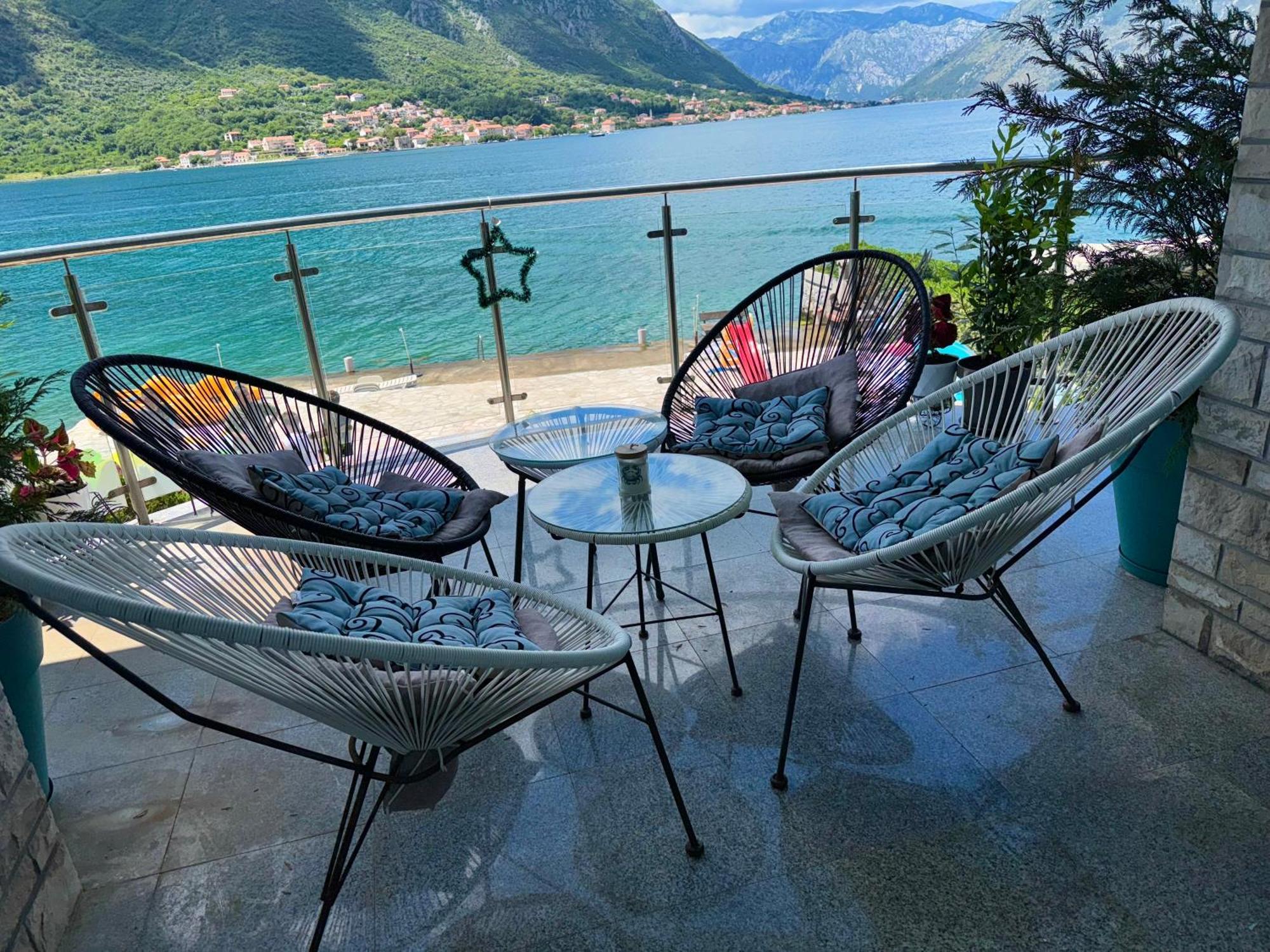 Aparthotel Maxim Kotor Exteriör bild