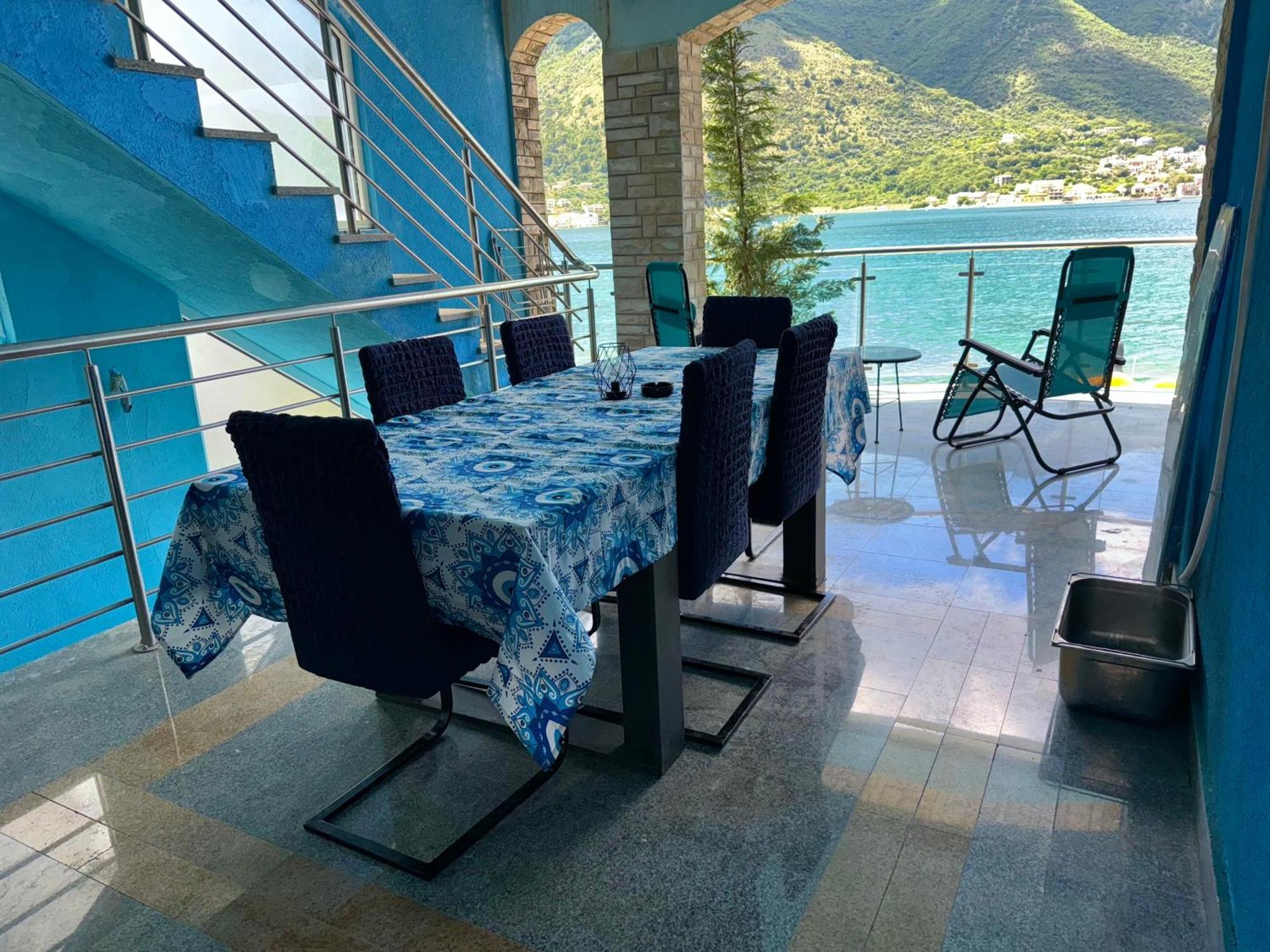 Aparthotel Maxim Kotor Exteriör bild