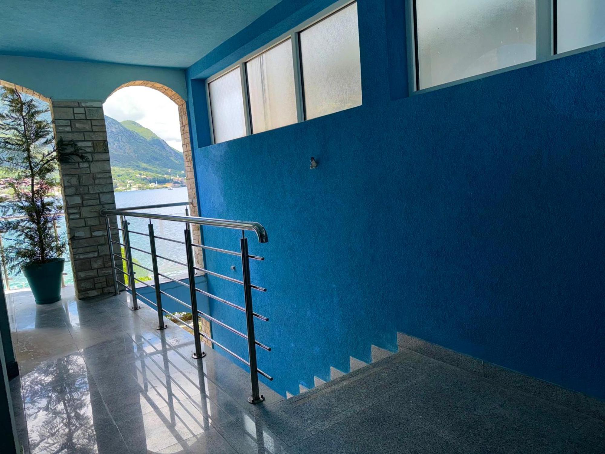 Aparthotel Maxim Kotor Exteriör bild