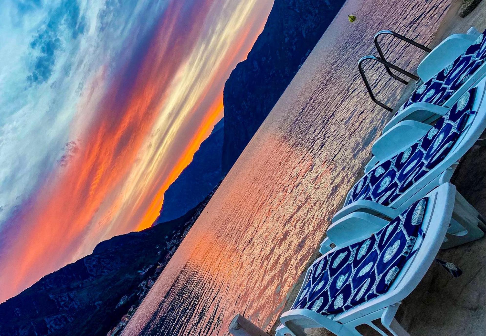 Aparthotel Maxim Kotor Exteriör bild